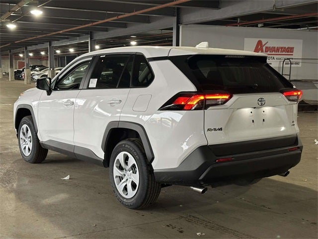 2025 Toyota RAV4 LE