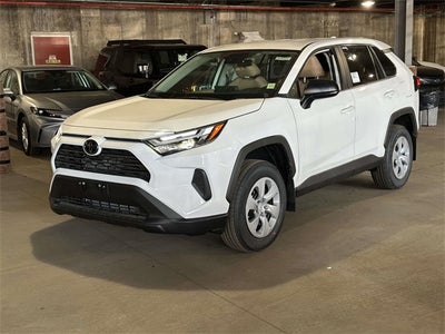 2025 Toyota RAV4 LE