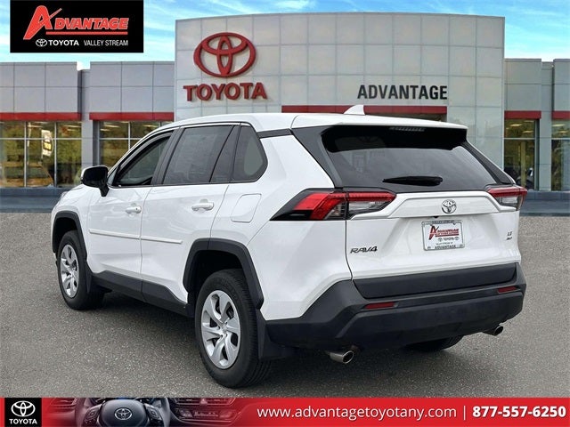 2023 Toyota RAV4 LE