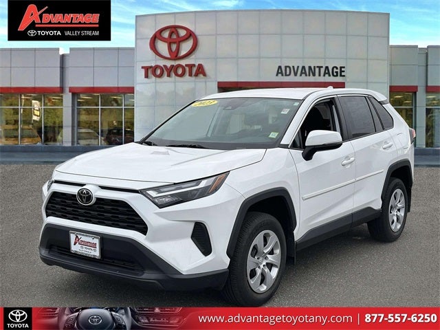 2023 Toyota RAV4 LE