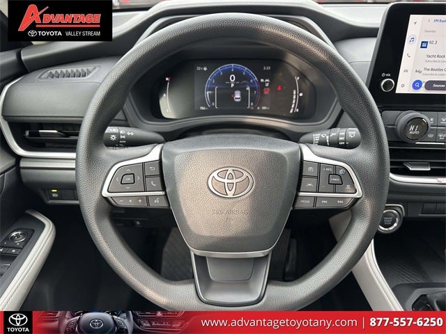 2025 Toyota Grand Highlander LE