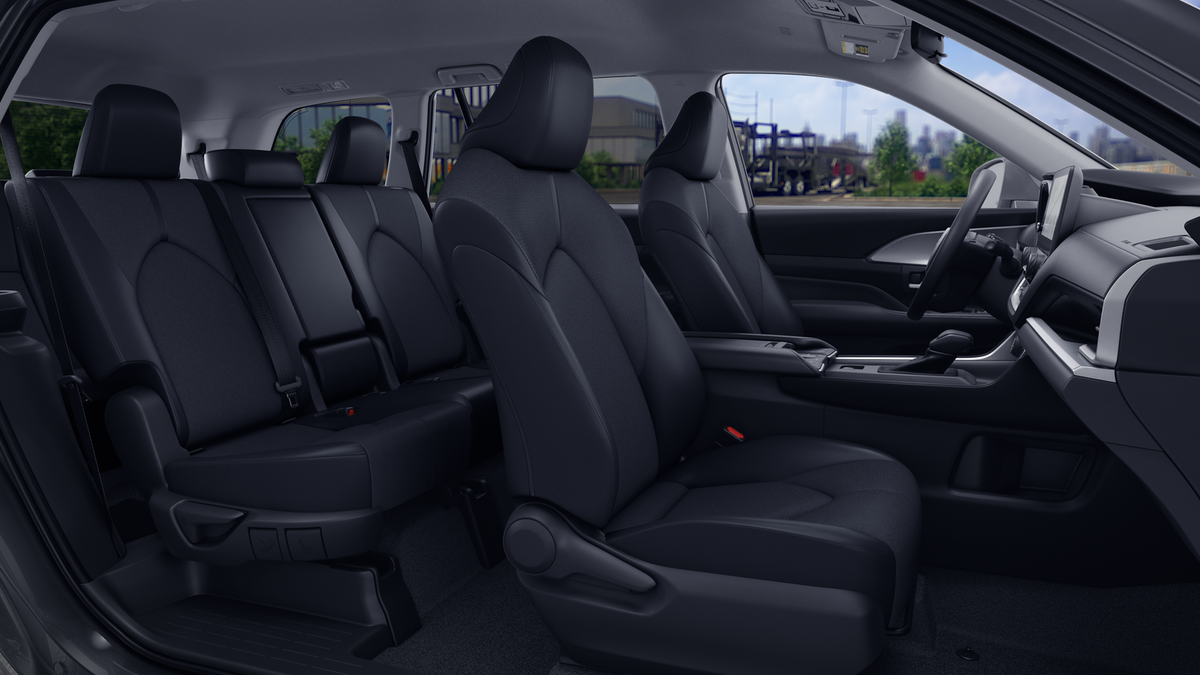 2026 Toyota Grand Highlander LE