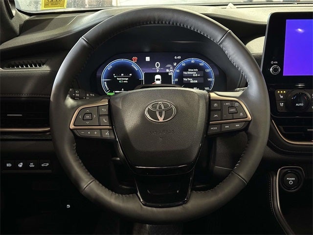 2026 Toyota Grand Highlander Hybrid Base