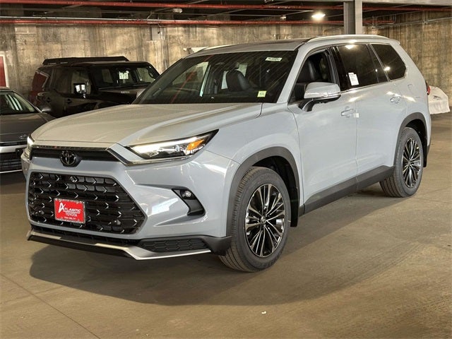 2026 Toyota Grand Highlander Hybrid Base