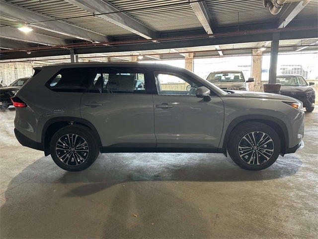 2026 Toyota Grand Highlander Hybrid Base