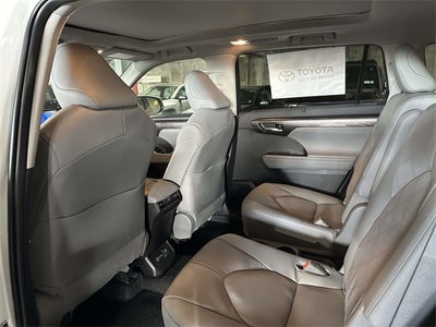 2026 Toyota Highlander Hybrid Hybrid Platinum