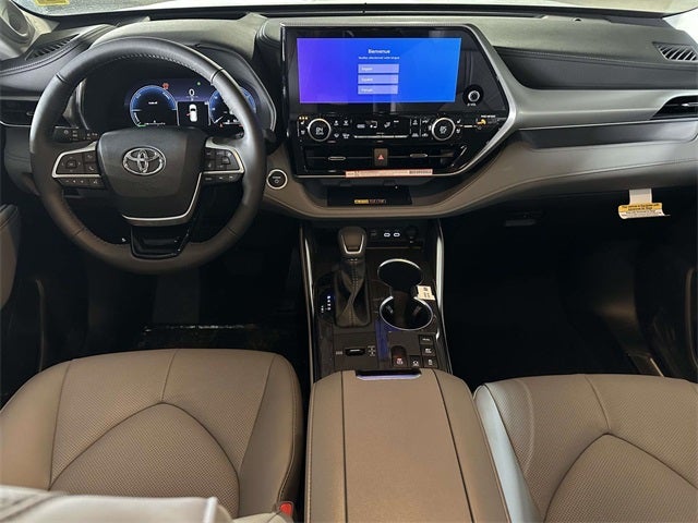 2026 Toyota Highlander Hybrid Hybrid Platinum
