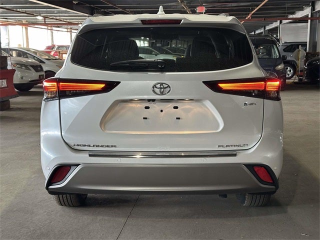2026 Toyota Highlander Hybrid Hybrid Platinum
