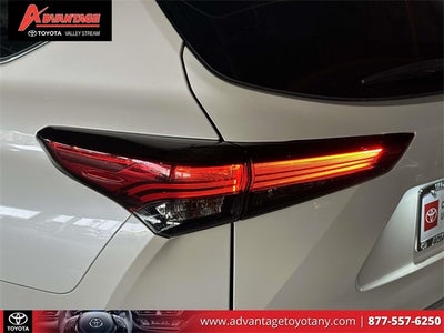 2021 Toyota Highlander Hybrid XLE