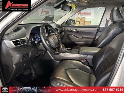 2021 Toyota Highlander Hybrid XLE