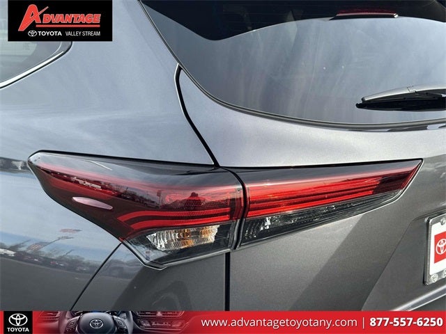 2025 Toyota Highlander Hybrid XLE