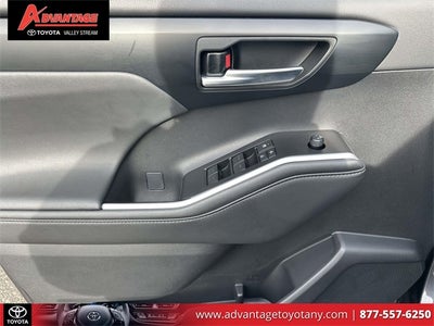 2025 Toyota Highlander Hybrid XLE