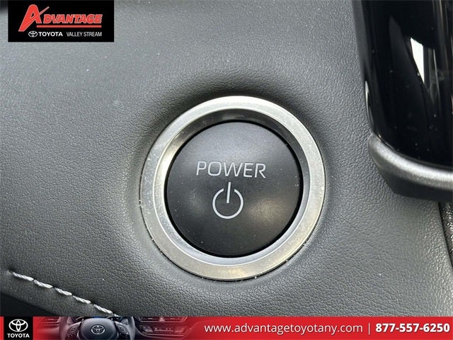 2025 Toyota Highlander Hybrid XLE