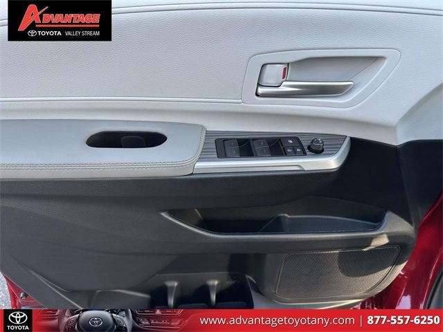 2025 Toyota Sienna XLE 7 Passenger