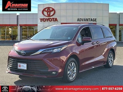 2025 Toyota Sienna XLE 7 Passenger