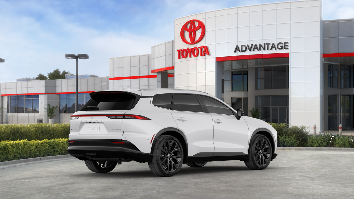 2025 Toyota Crown Signia Limited