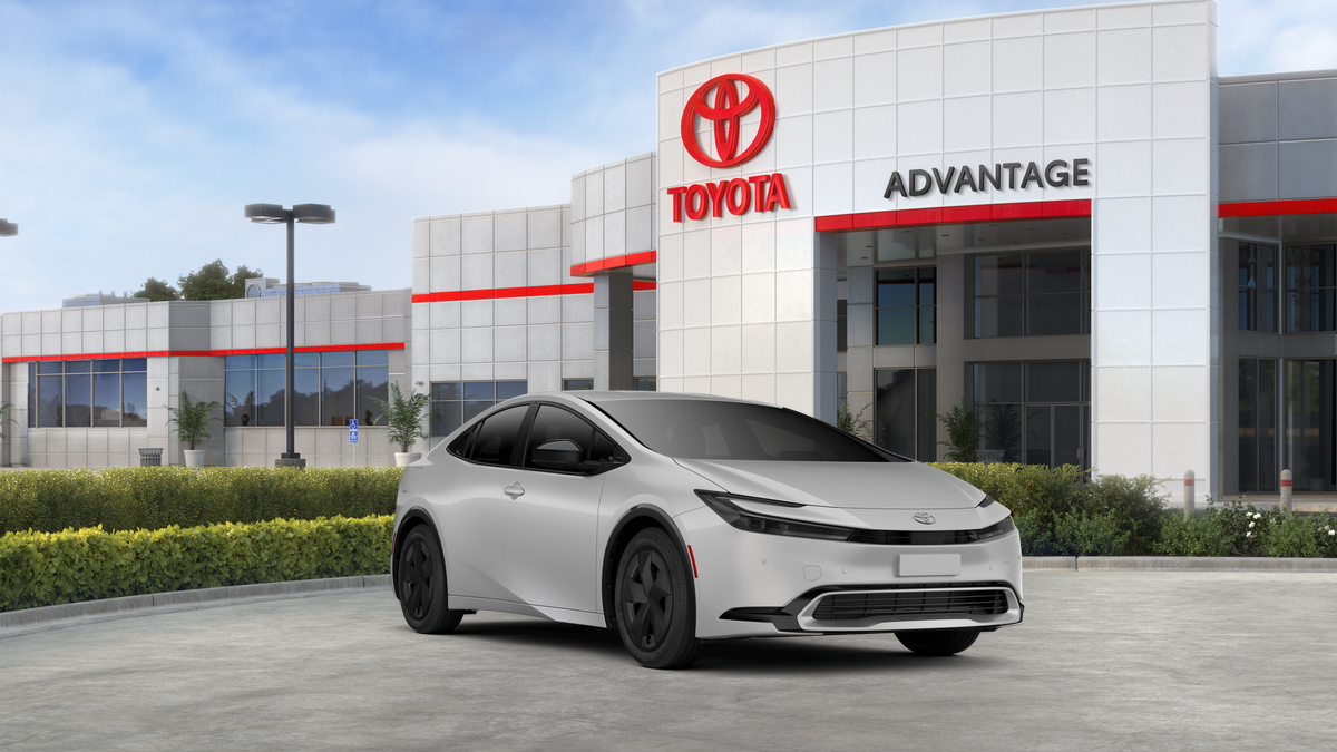 2026 Toyota Prius Plug-In Hybrid SE