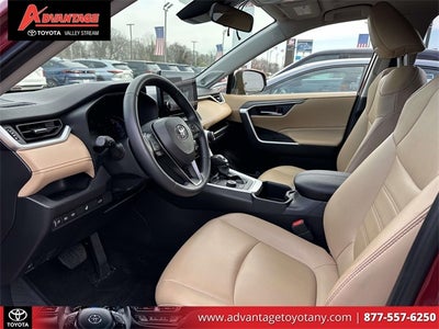 2024 Toyota RAV4 Hybrid XLE Premium