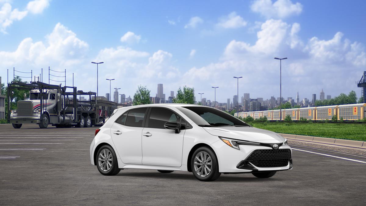 2026 Toyota Corolla Hatchback SE
